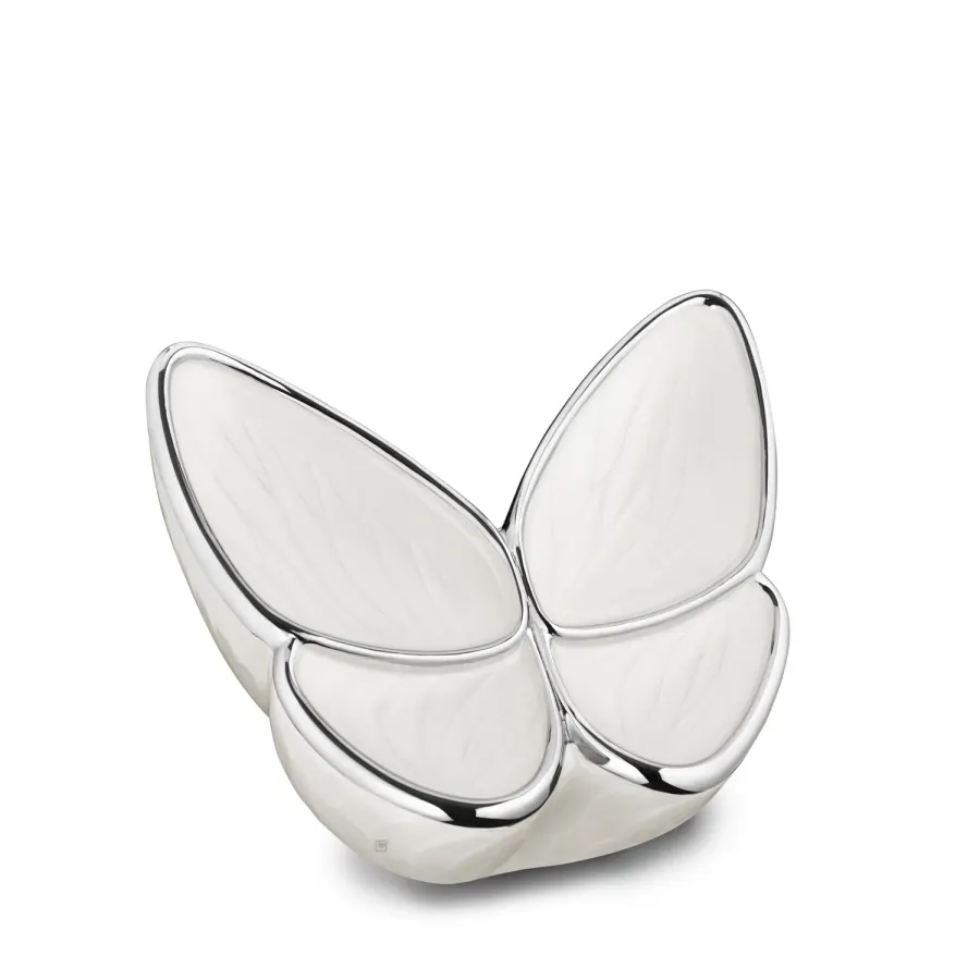 Messing urn - Wings of Hope™ wit met gepolijst zilver medium - 0,40 liter