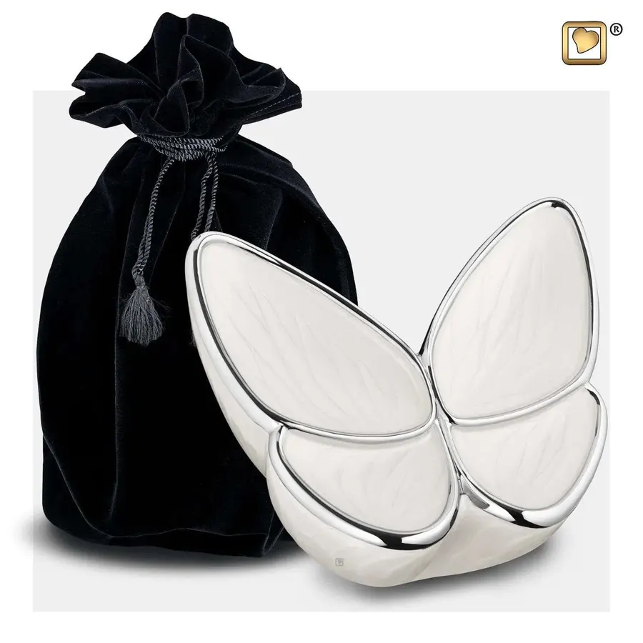 Messing urn - Wings of Hope™ wit met gepolijst zilver medium - 0,40 liter, afbeelding 6