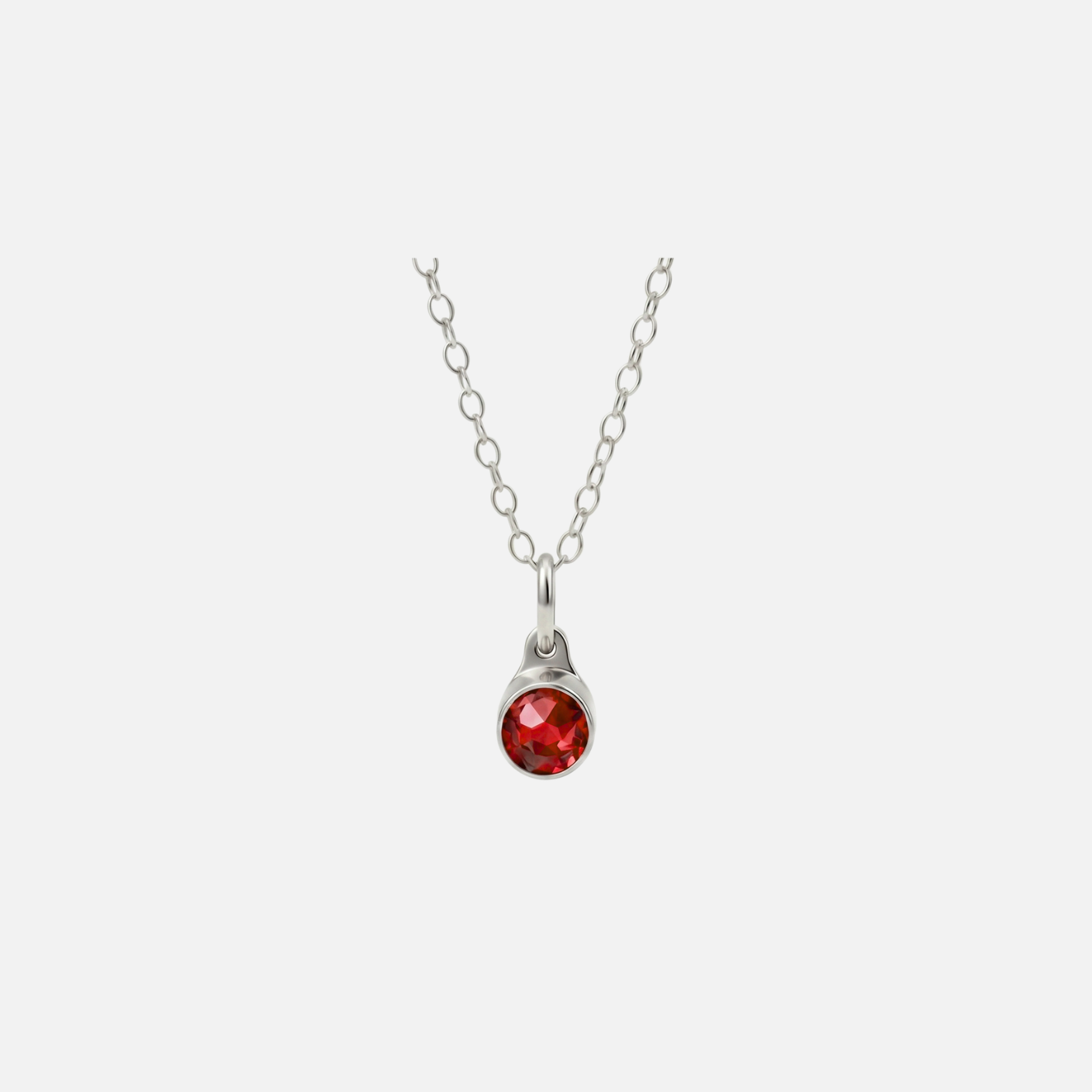 Assieraad-hanger - Januari Granaat - zilver Assieraad-hanger - Januari Granaat - zilver