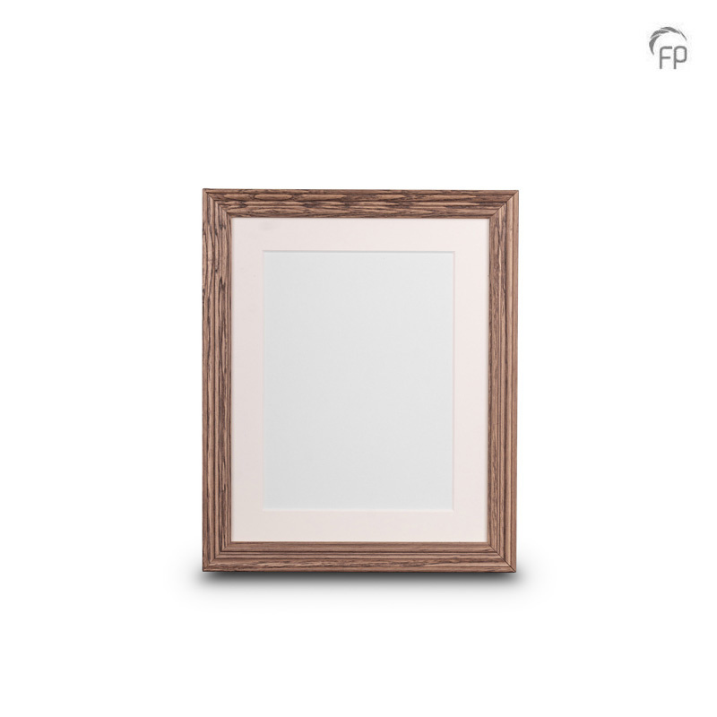 Houten urn - Fotolijst groot 20x25 cm bruin Houten urn - Fotolijst groot 20x25 cm bruin