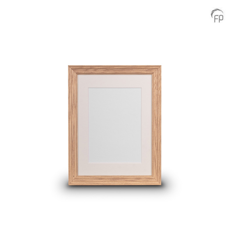 Houten urn - Fotolijst medium 18x24 cm bruin Houten urn - Fotolijst medium 18x24 cm bruin
