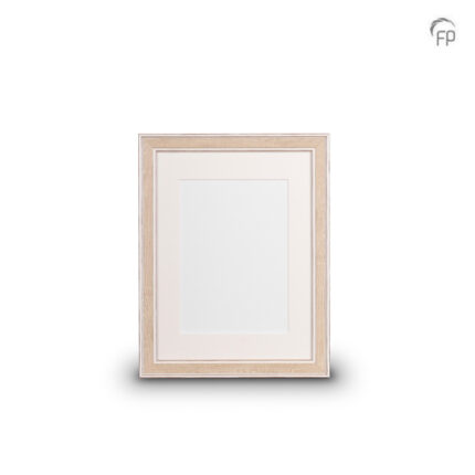 Houten urn - Fotolijst medium 18x24 cm crème
