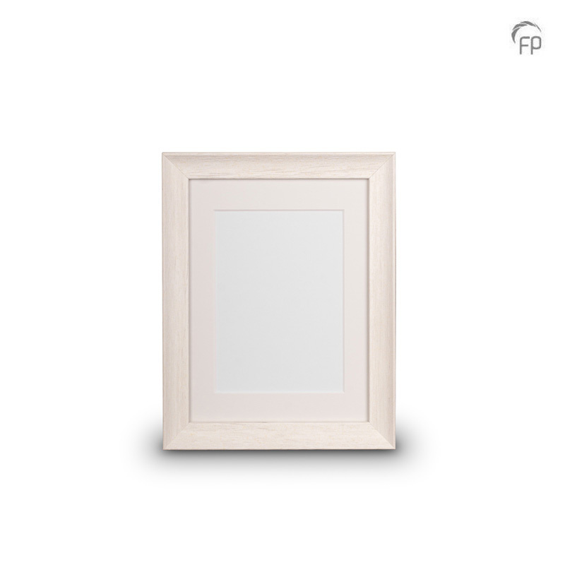 Houten urn - Fotolijst medium 18x24 cm wit Houten urn - Fotolijst medium 18x24 cm wit