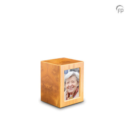 Houten urn - Medium bruin - 1,50 Liter