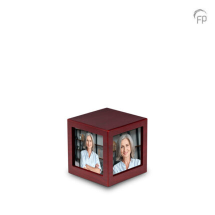Houten urn - Medium rood - 0,70 Liter