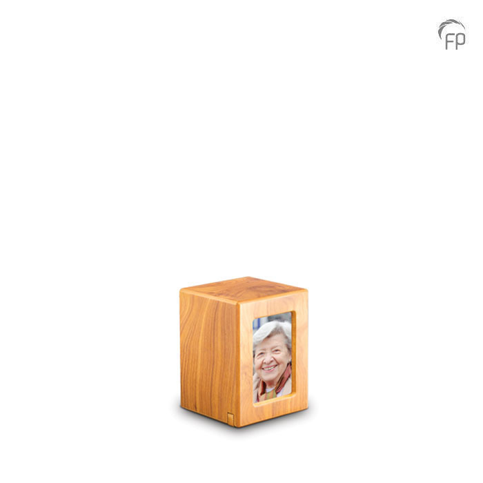 Houten urn - mini met gravure - 0,30 Liter Houten urn - mini met gravure - 0,30 Liter
